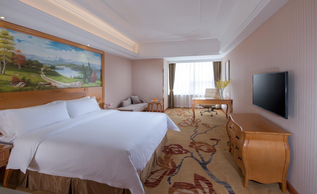 Vienna International Hotel Shanghai Songjiang מראה חיצוני תמונה